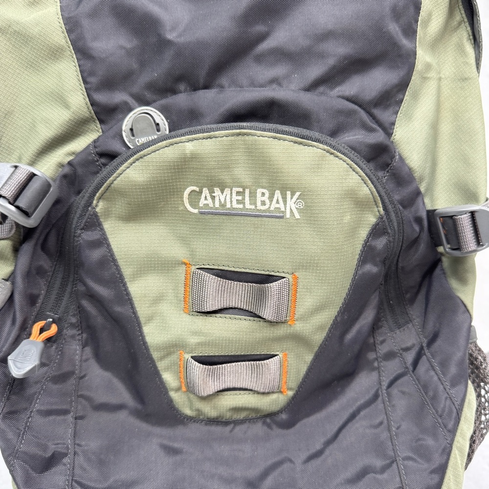 Camelbak Cloud Walker Hydration Pack Backpack - G… - image 2